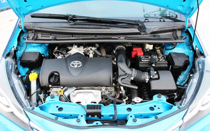 Toyota Yaris cena 54900 przebieg: 62000, rok produkcji 2018 z Mrocza małe 436